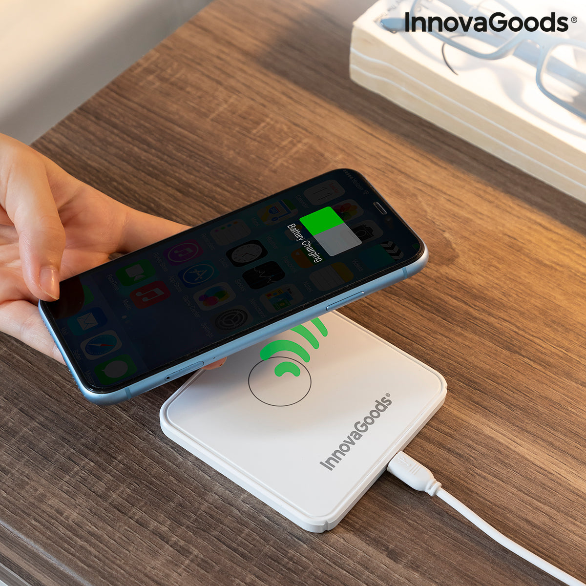 Multi-position Wireless Charger with Support Base Pomchar InnovaGoods